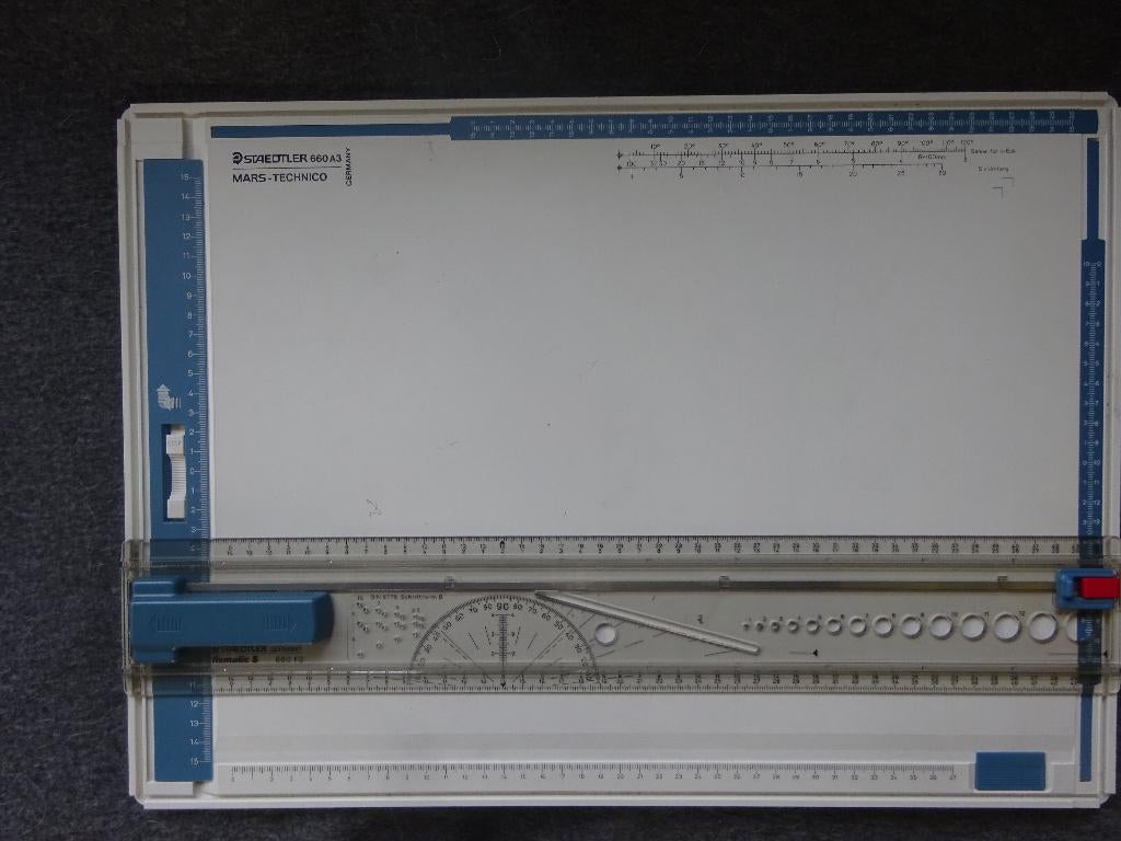 Tekenbord staedtler 660 A3 Technico Tekenplaat, Hobby en Vrije tijd, Tekenen, Ophalen of Verzenden, Gebruikt, Overige typen