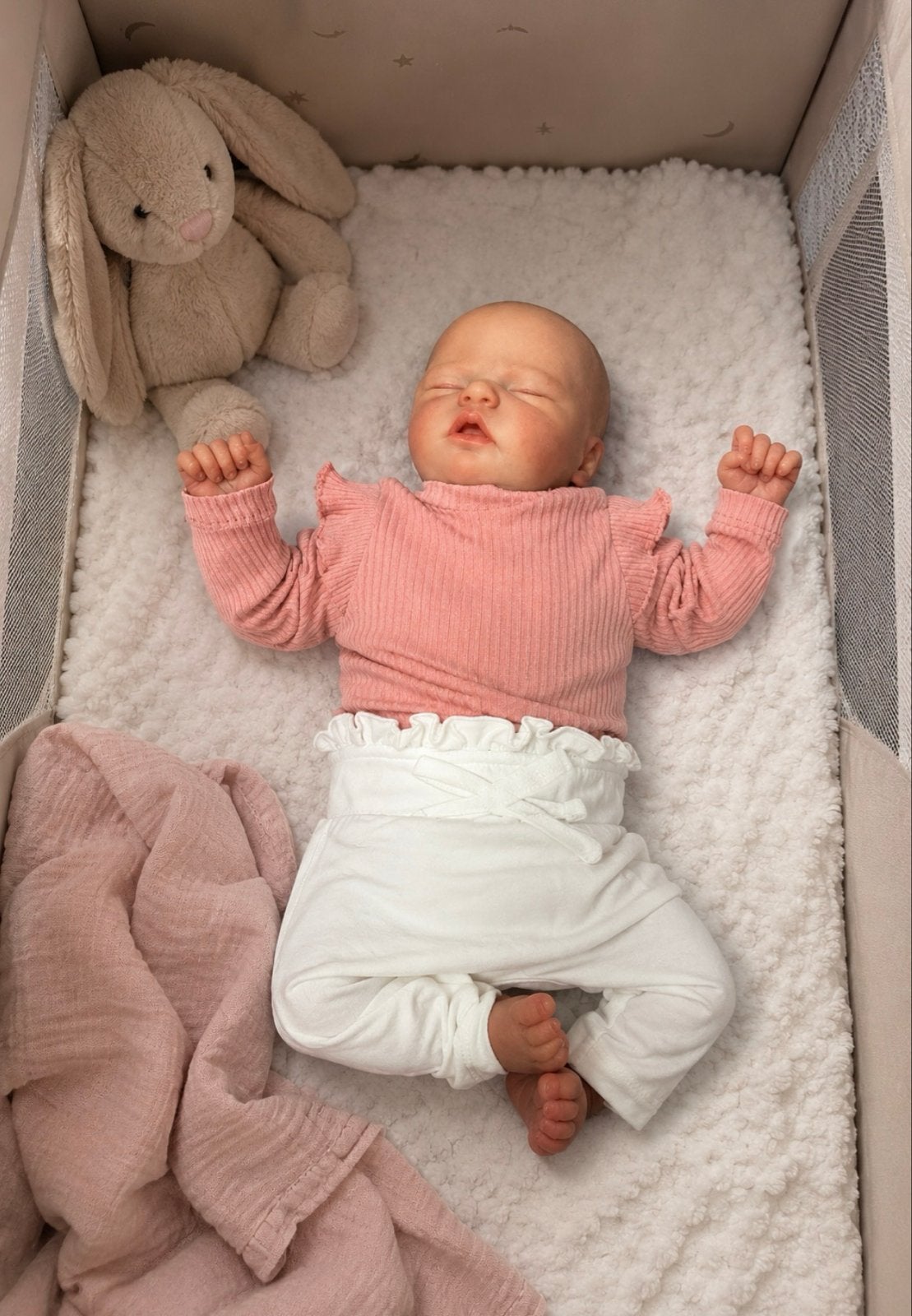 Livia: Limited Edition Reborn Babypop van Spaanse Artiest, Verzamelen, Poppen, Ophalen, Zo goed als nieuw, Babypop, Levensecht of Reborn