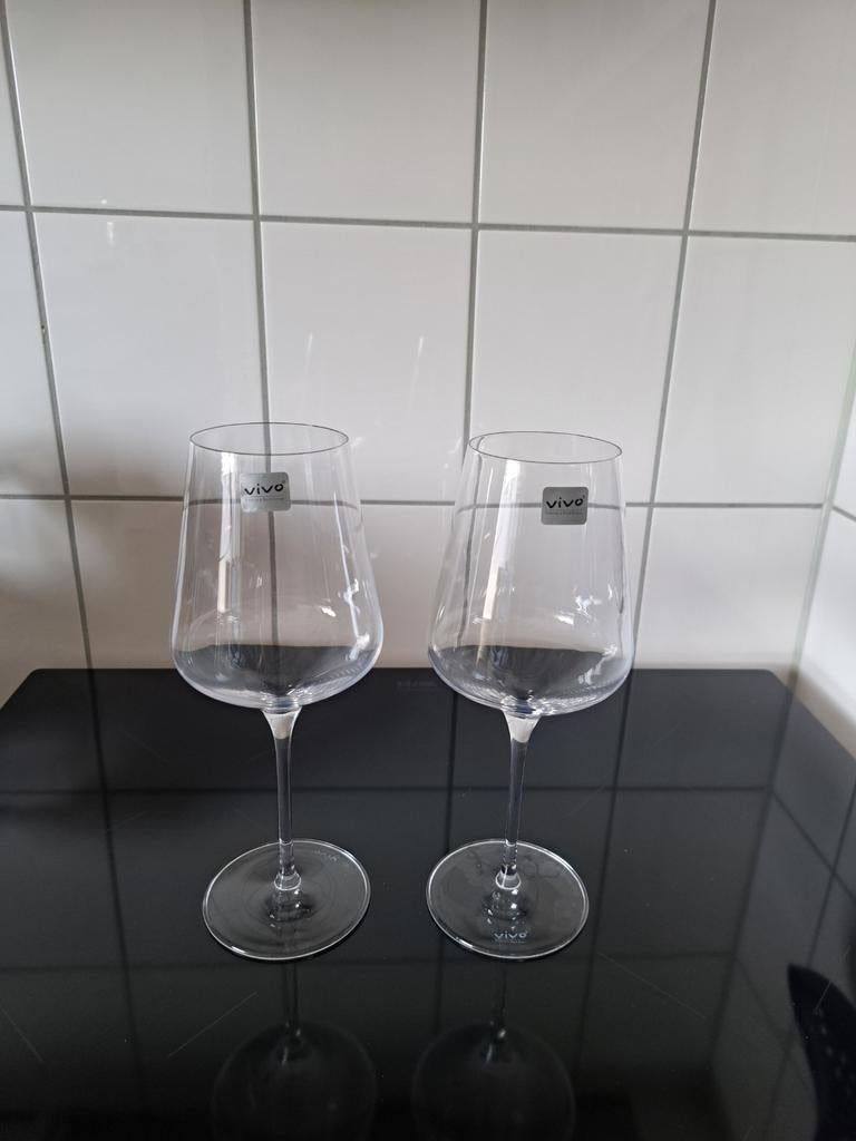 Vivo rode wijnglazen - Villeroy & Boch Group, Huis en Inrichting, Keuken | Servies, Nieuw, Glas of Glazen, Glas, Ophalen of Verzenden