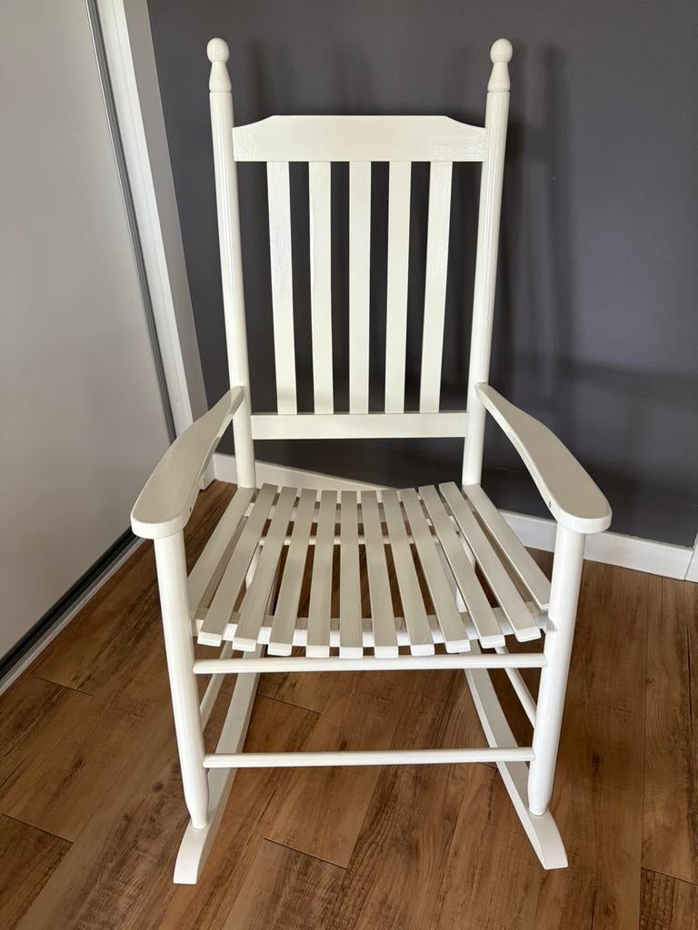 Witte houten schommelstoel, Kinderen en Baby's, Kinderkamer | Tafels en Stoelen, Ophalen, Gebruikt, Stoel(en)
