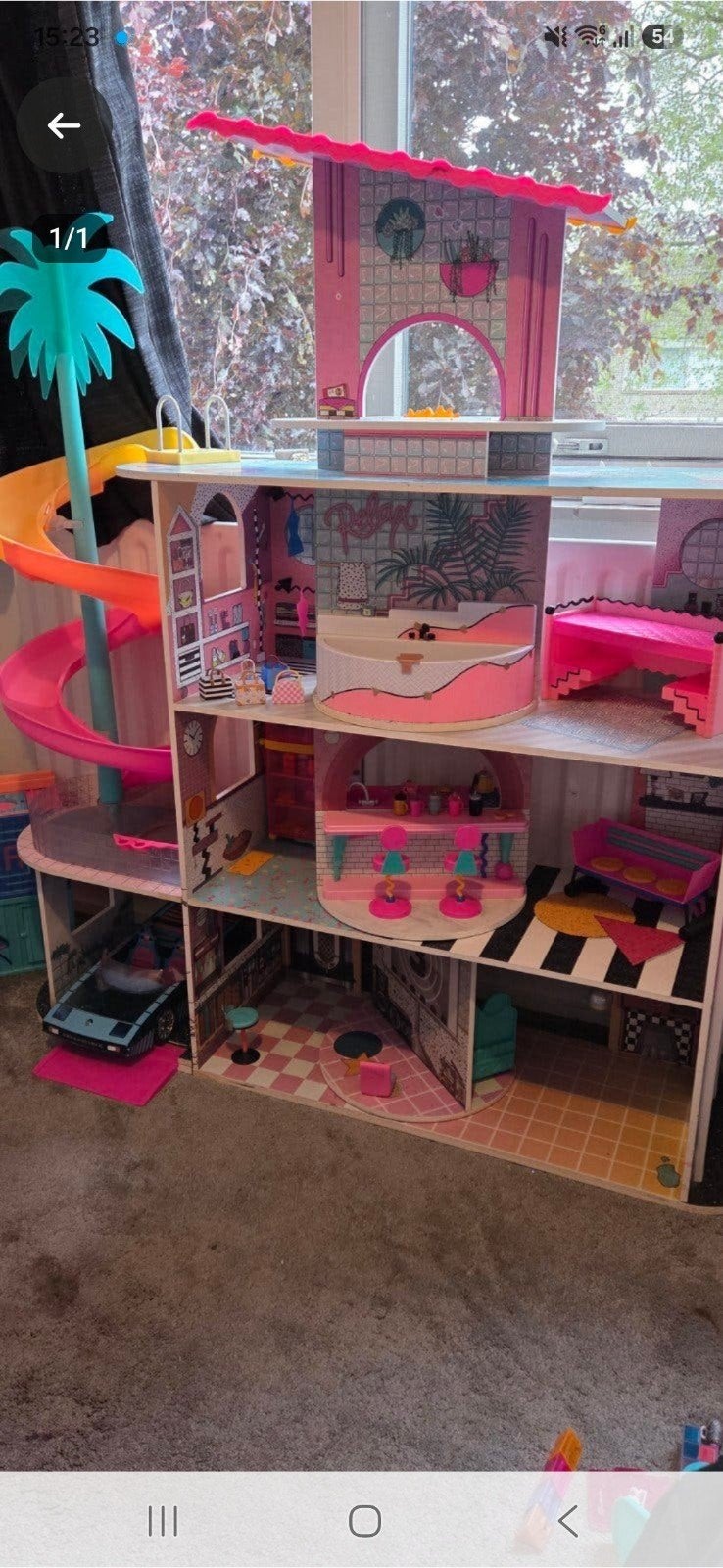L.O.L. Surprise Poppenhuis met Glijbaan en Zwembad, Ophalen, Zo goed als nieuw, Poppenhuis