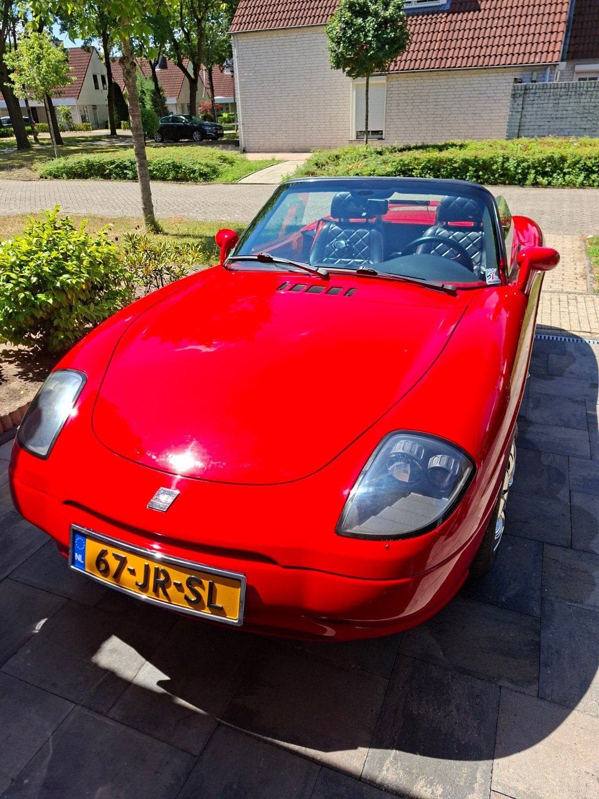 Fiat Barchetta 1.8 16V 1998 Rood, Auto's, Fiat, Voorwielaandrijving, 450 kg, 40 €/maand, Zwart