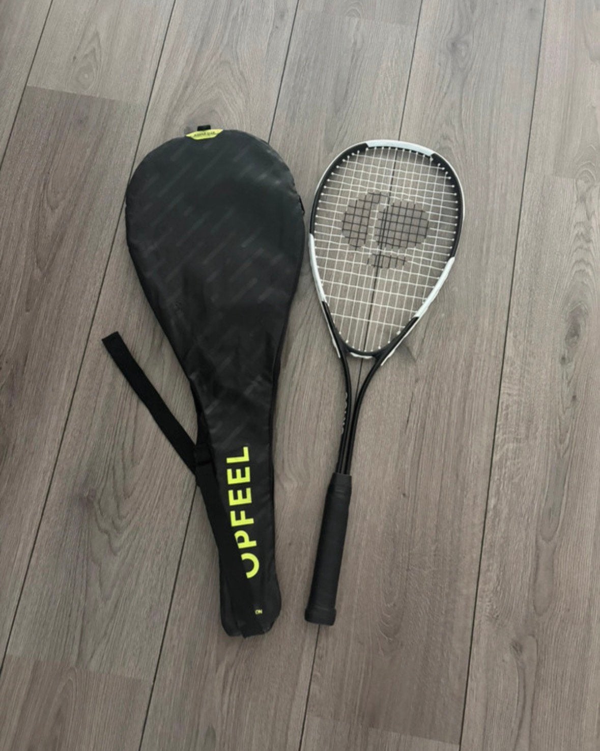 Opfeel squashracket incl. hoes | Zo goed als nieuw, Sport en Fitness, Verzenden, Zo goed als nieuw