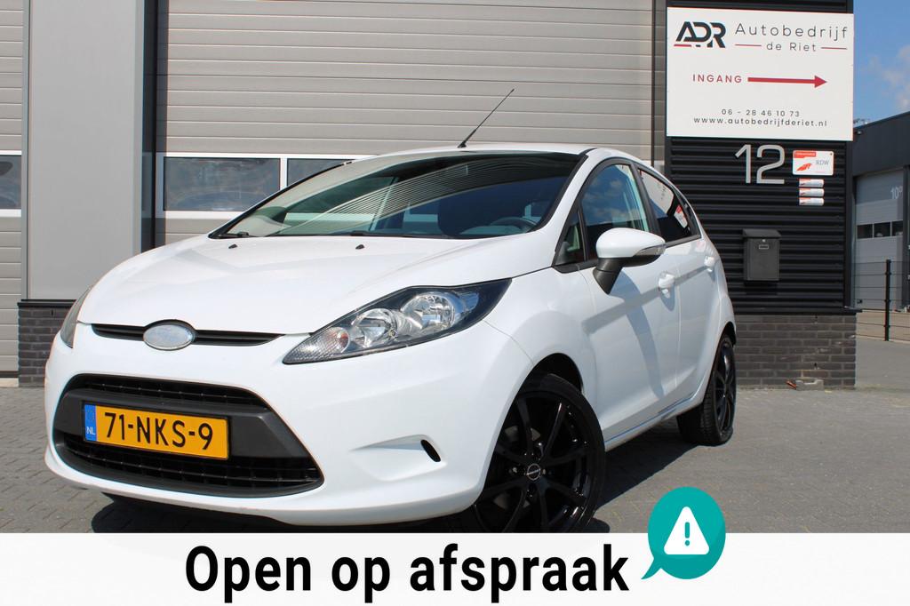 Ford Fiesta 1.25 Limited / 17'' LM / AIRCO / 5 DRS / NIEUWE, Voorwielaandrijving, Euro 5, Stof, 1242 cc