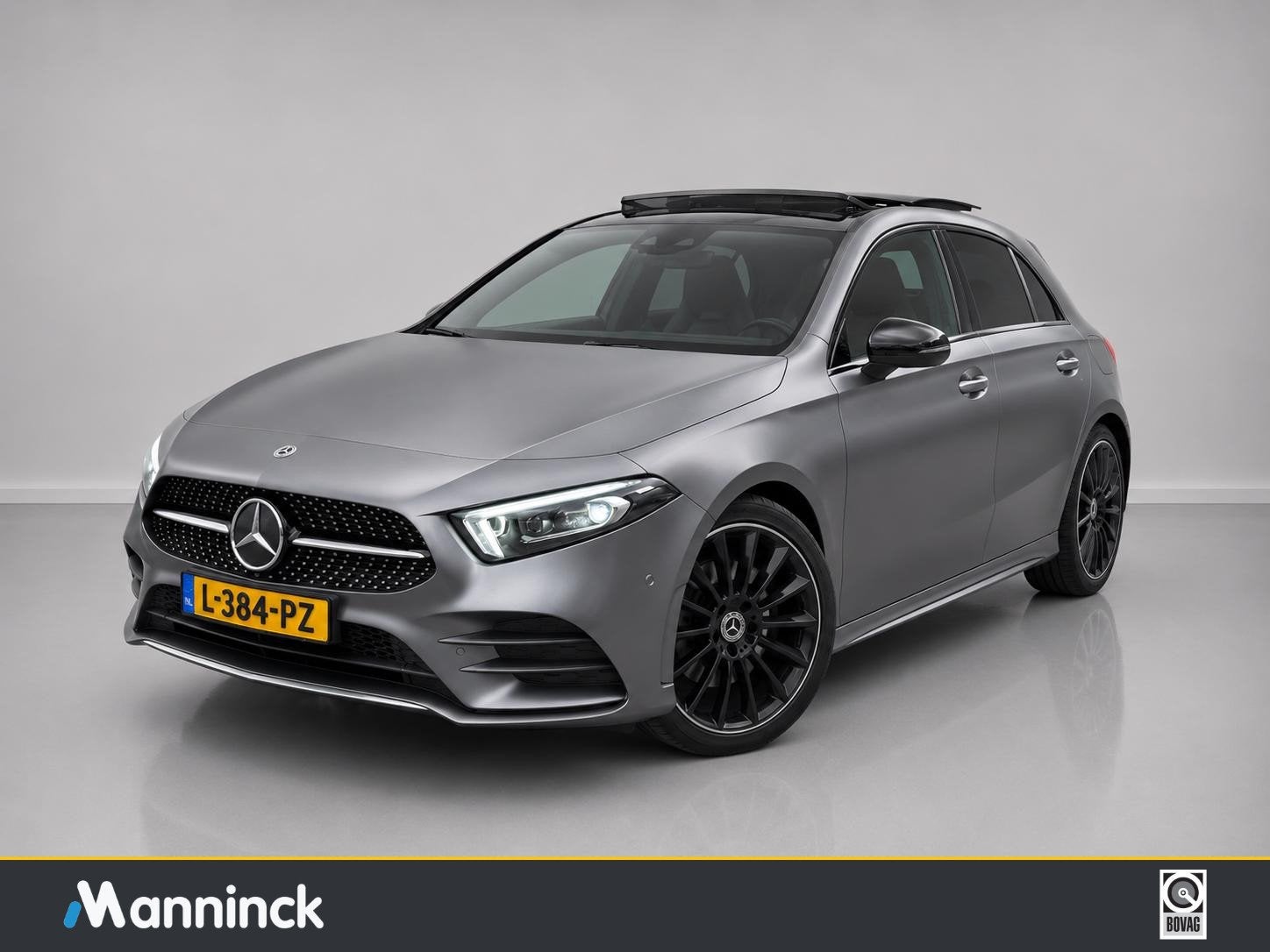 Mercedes-Benz A-klasse 250|AMG Premium paint|PANO |2Tone-Lee, Gebruikt, 4 cilinders, Met garantie (alle), Leder en Stof