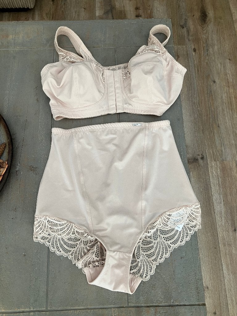 Ulla Popken ondergoed set, Ulla Popken, Verzenden, Beige, Setje