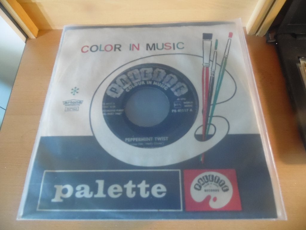 the cousins. peppermint twist. / mumblin mazie., Ophalen, Gebruikt, 7 inch, Overige genres