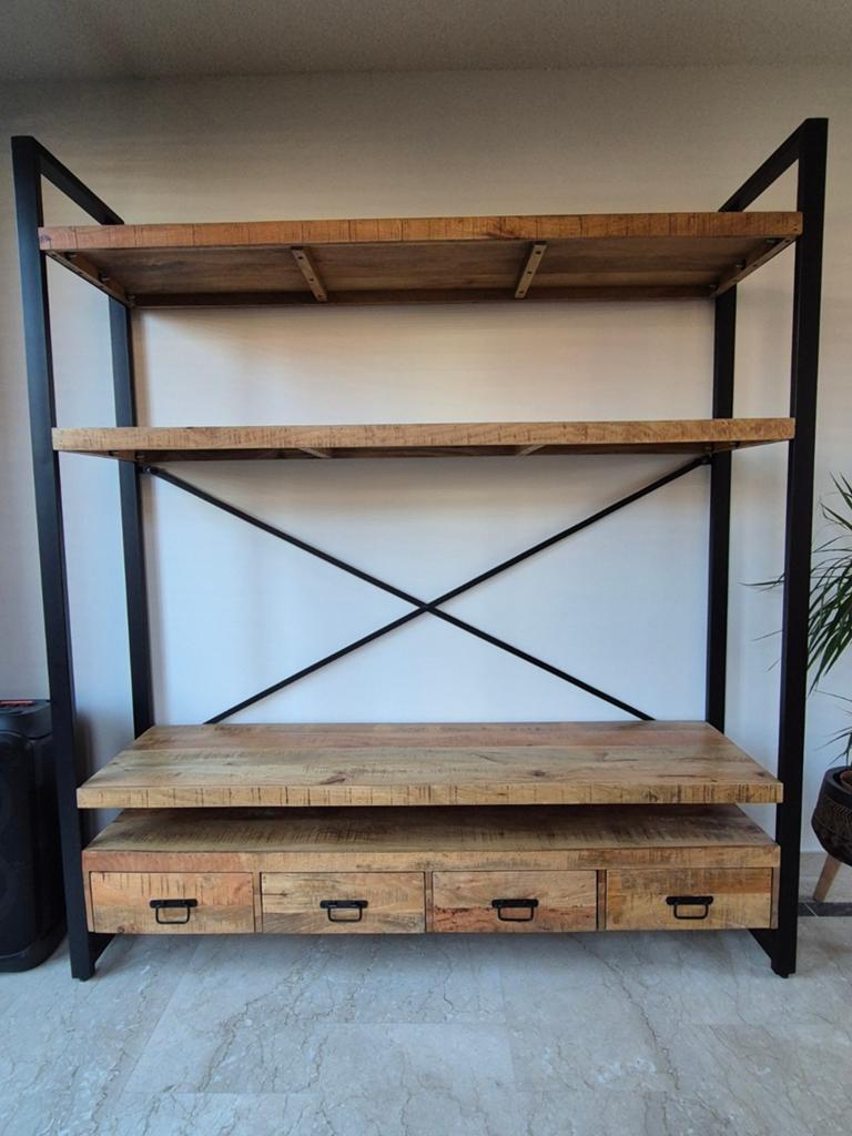Kast mangohout, Met plank(en), 150 tot 200 cm, Zo goed als nieuw, 150 tot 200 cm