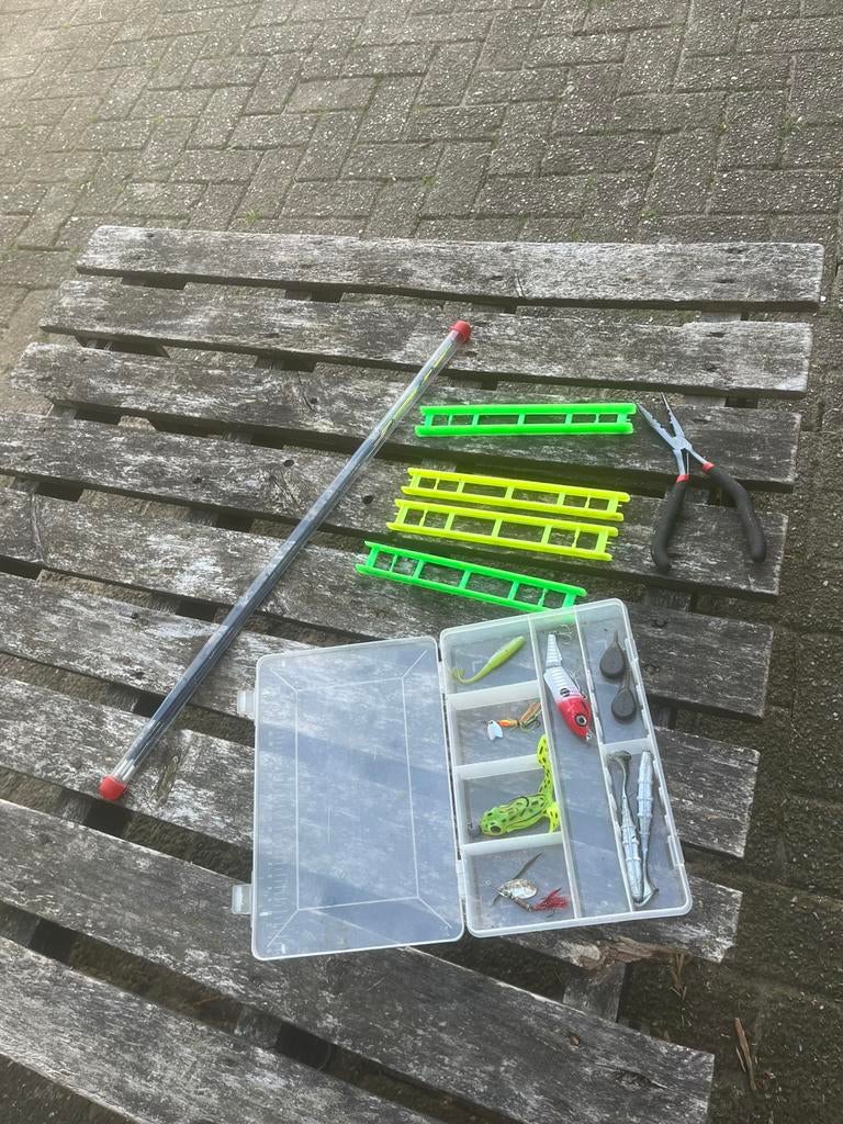 Vis set, Ophalen, Zo goed als nieuw