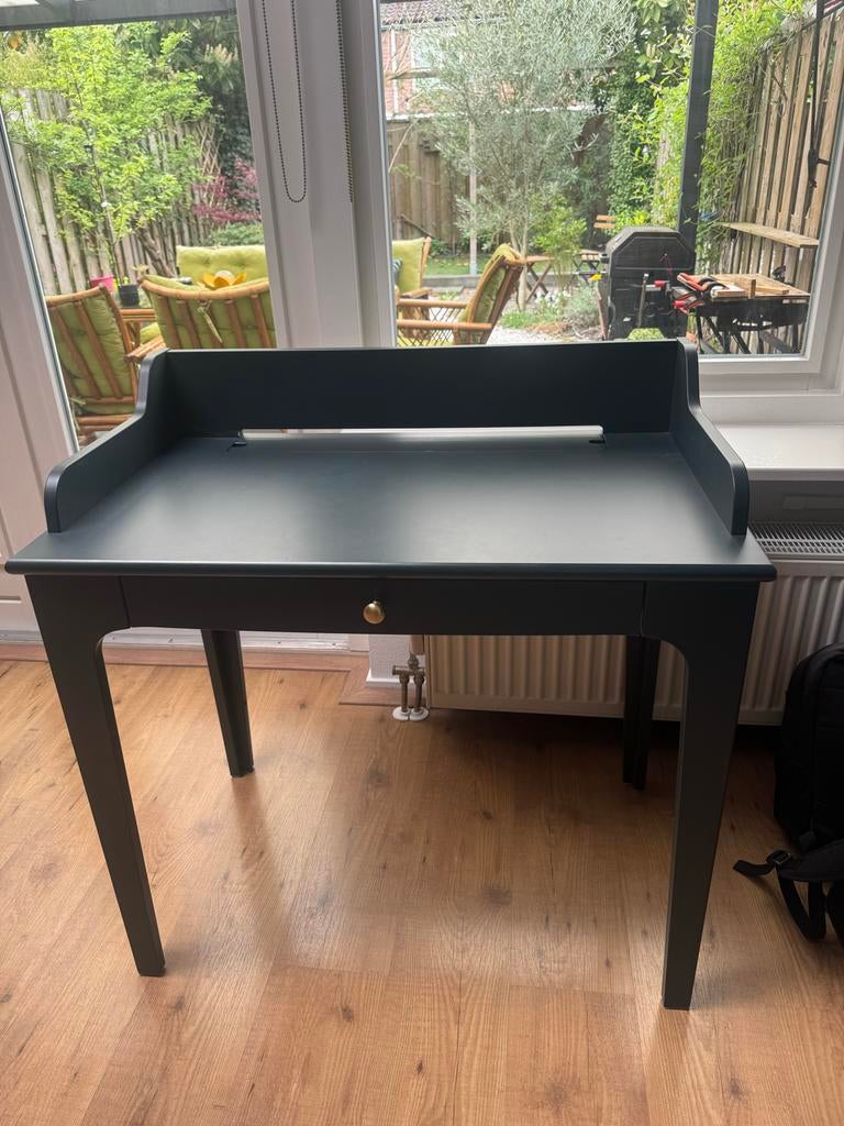 IKEA Bureau - Donkergroen met lade, Ophalen, Met lades, Spaanplaat of MDF, Zo goed als nieuw