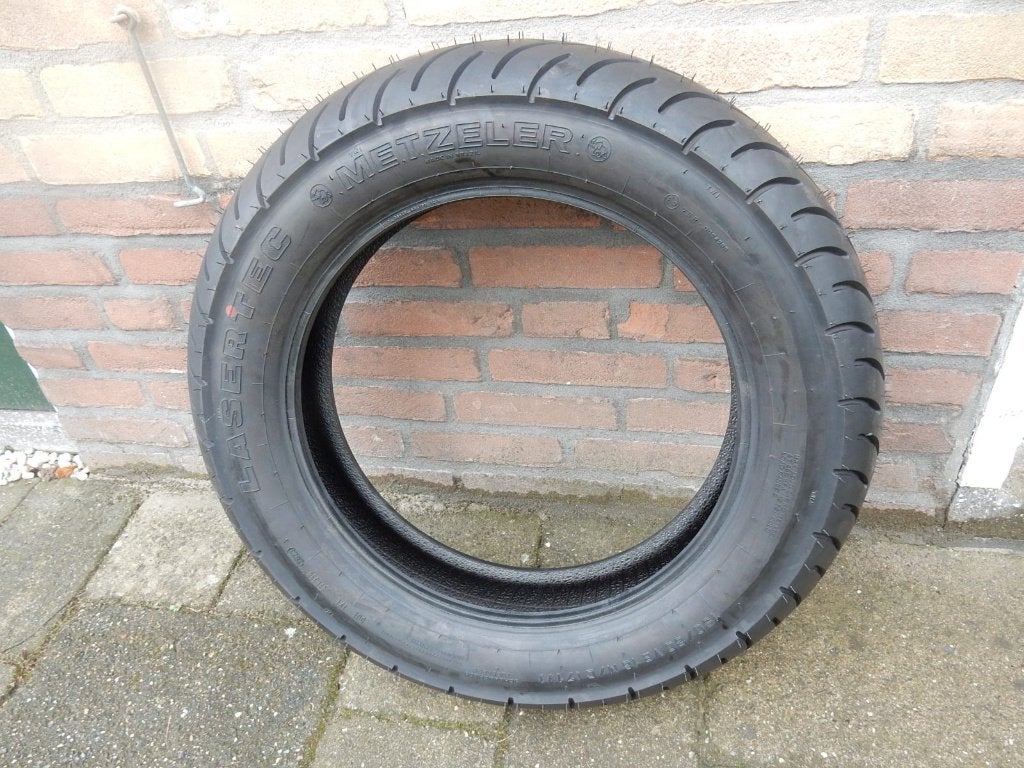 Motorband Metzeler Lasertec 150/80 VB 16 M/C (71), Motoren, Ophalen