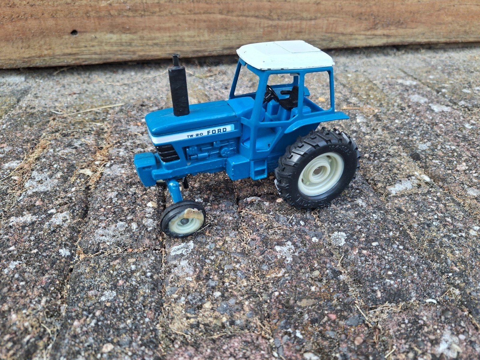 Ford tw20 Ertl 1/32, Ophalen of Verzenden, Gebruikt, Tractor of Landbouw, ERTL