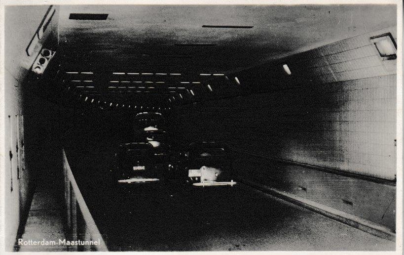 ROTTERDAM - MAASTUNNEL, Verzamelen, Ophalen of Verzenden, 1940 tot 1960, Gelopen, Zuid-Holland