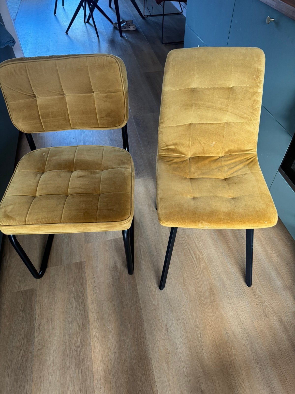 Eetkamerstoelen kick collectie. Goudkleurig, Ophalen, Twee, Overige kleuren, Zo goed als nieuw