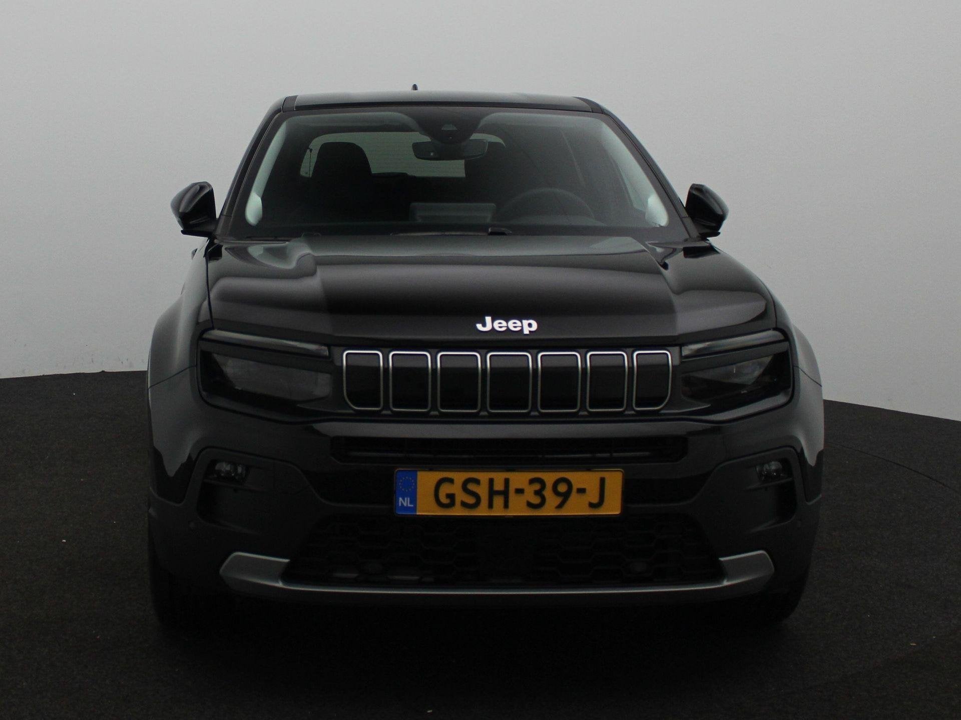 Jeep Avenger Summit 54 kWh | Led Verlichting | 18'' lichtmet, 12 maanden, 394 km, 156 pk, Automatische klimaatregeling