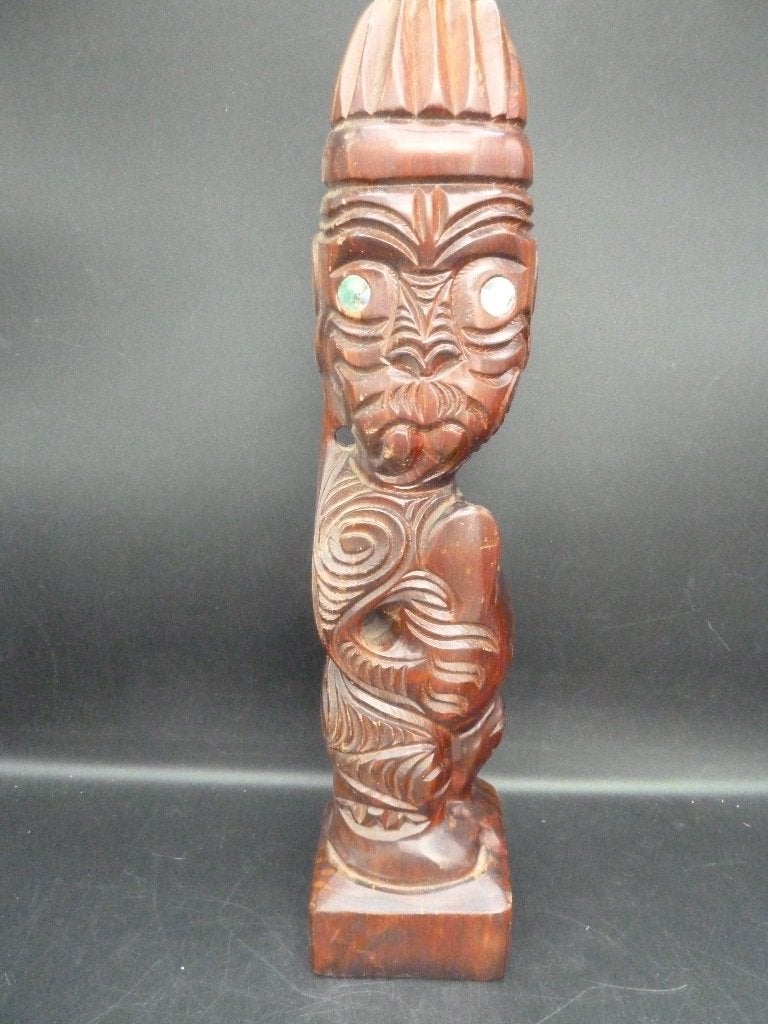 Vintage houten Maori Tiki beeld Nieuw Zeeland, Houtsnijwerk, Ophalen of Verzenden, 20 - 50 cm, Hout
