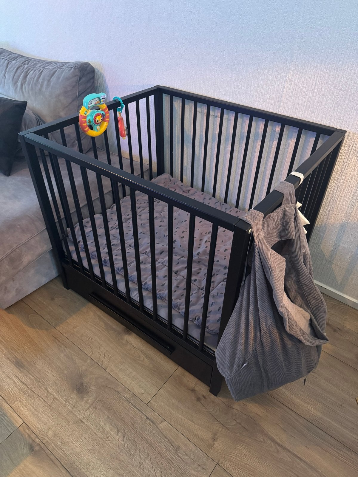 Zwarte baby box met lade en accessoires, Ophalen, Zo goed als nieuw, Lade