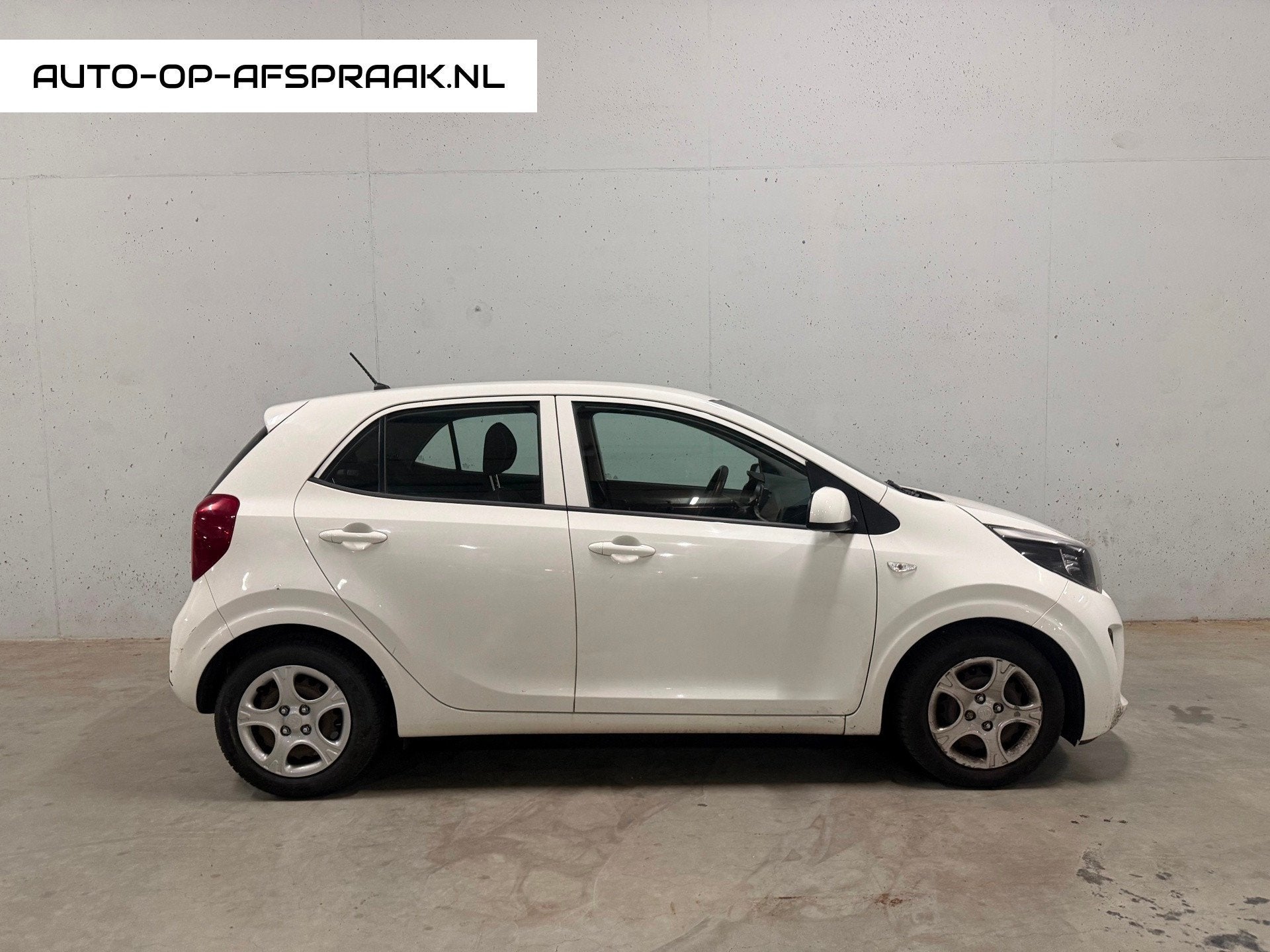 Kia Picanto 1.0 CVVT EconomyPlusLine 5drs. Airco APK 2027, Auto's, Voorwielaandrijving, Dealer onderhouden, Stof, Gebruikt