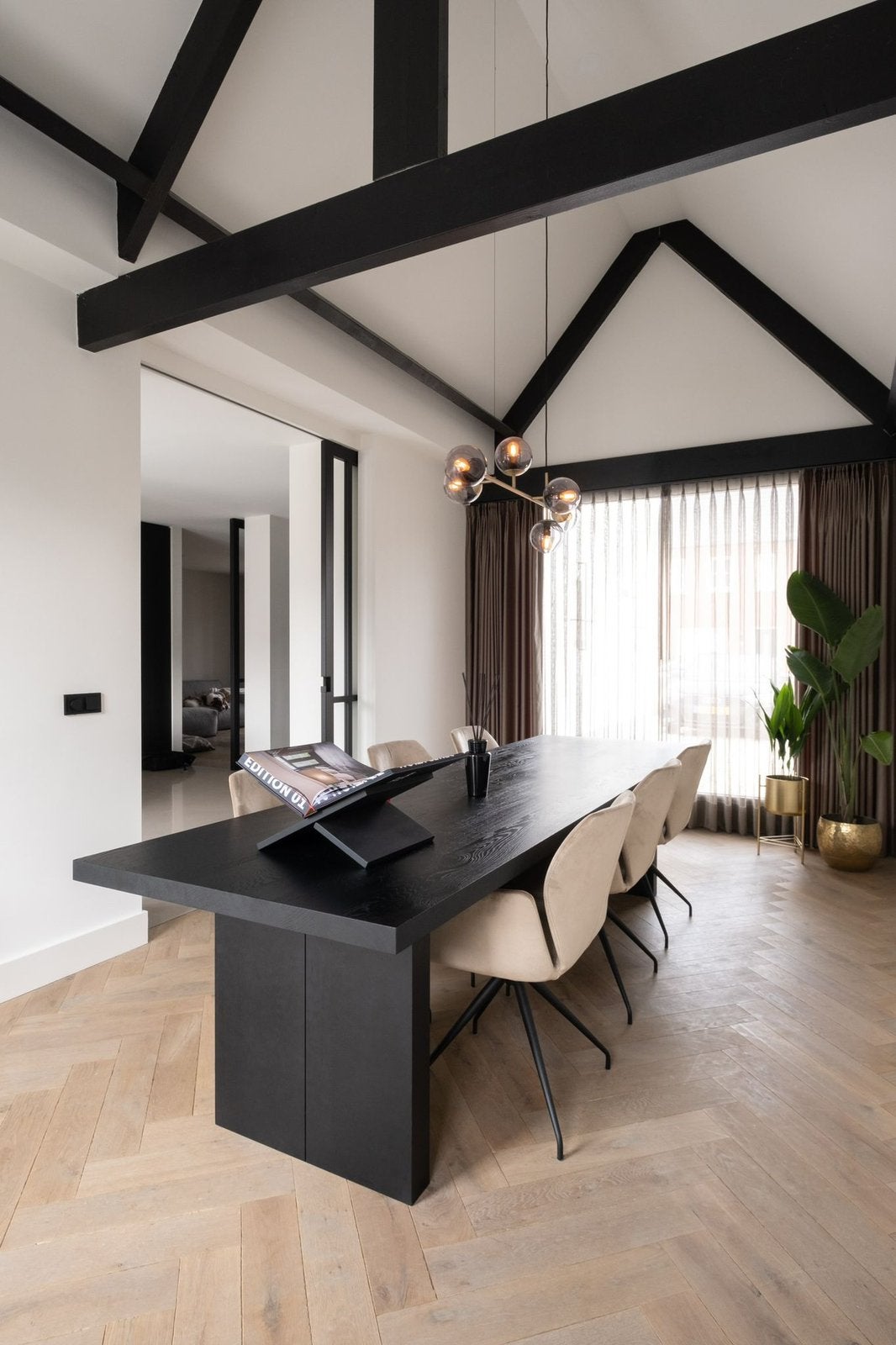 Table du sud Bonqui eettafel eikenhout zwart, Ophalen, Gebruikt, Eikenhout, 200 cm of meer
