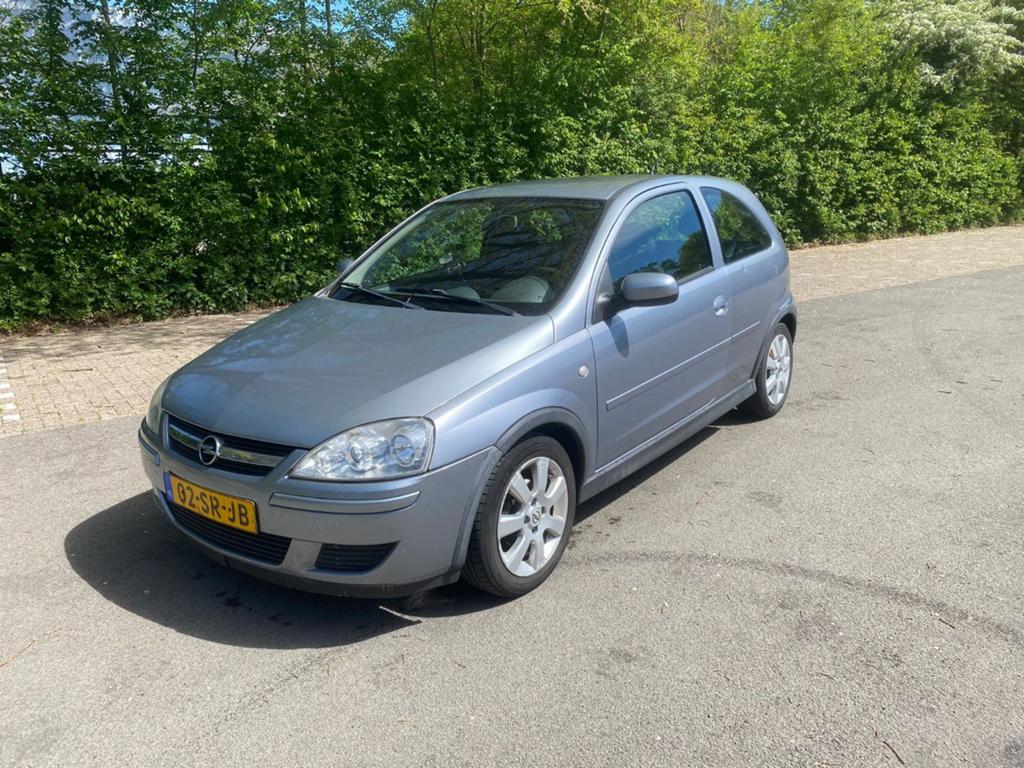 Opel Corsa 1.2 16V Twinport 3D 2006 Grijs, Voorwielaandrijving, 450 kg, 31 €/maand, 4 cilinders
