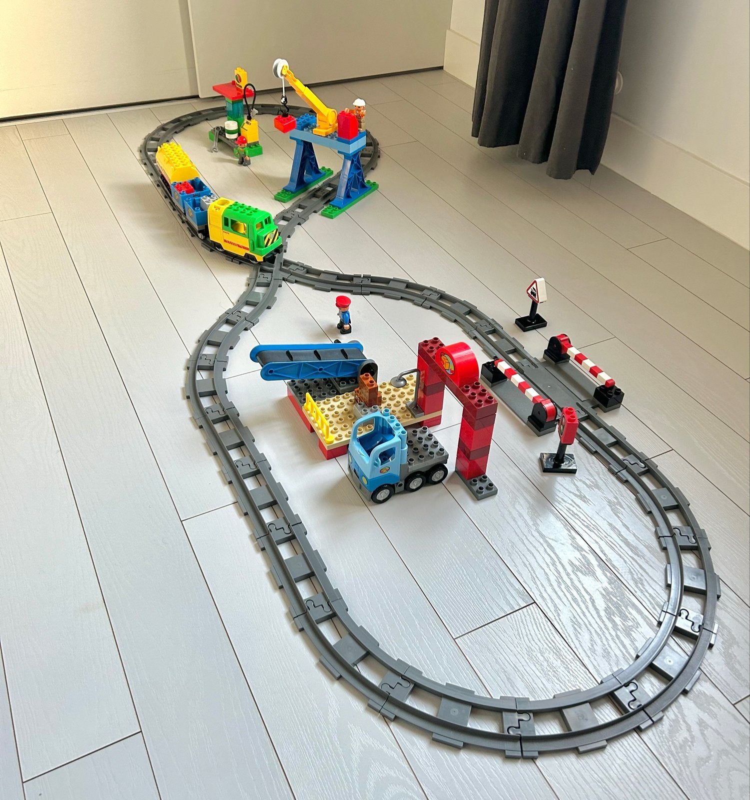 Duplo 5609 Grote Treinset met Kraan en Vrachtwagen, Gebruikt, Overige thema's, Ophalen of Verzenden, Compleet