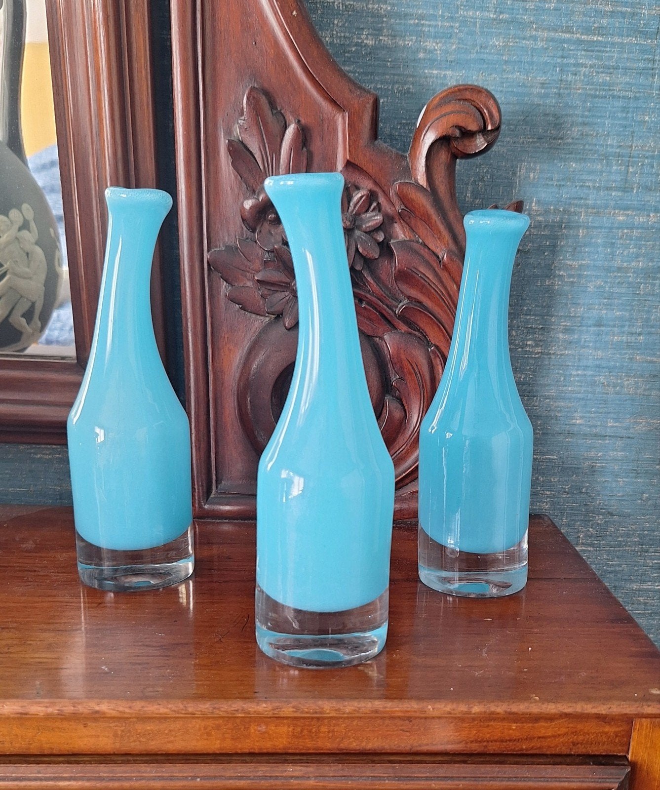 Fidrio Nederland 3 kleine glazen Longneck vaasjes baby blue., Ophalen of Verzenden, Handgemaakt