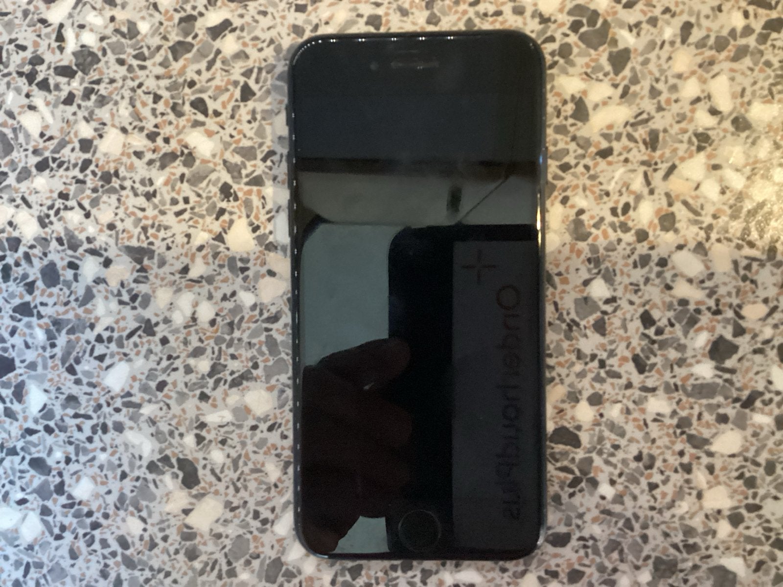 iPhone SE (2020) 64GB Zwart - Goede staat, 82% batterij, Telecommunicatie, Mobiele telefoons | Apple iPhone, Zwart, Ophalen of Verzenden