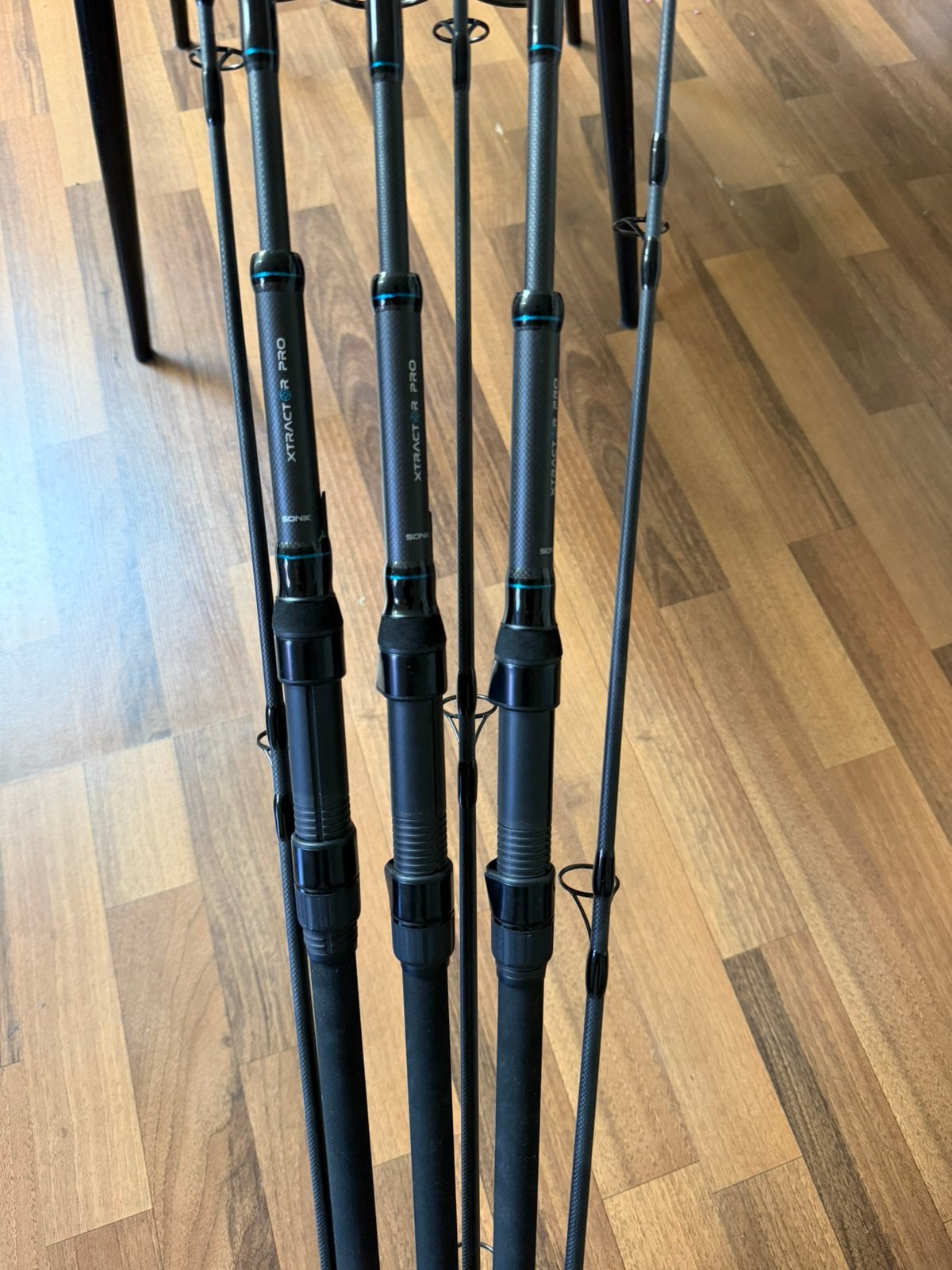 3x sonik xtractor pro 9ft 3,25lb, Watersport en Boten, Ophalen of Verzenden, Zo goed als nieuw, Werphengel