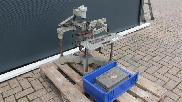 graveermachine incl. diverse letters en cijfers, Gebruikt, Niet ingevuld, Niet ingevuld, Ophalen