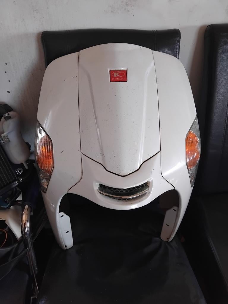 Kymco like voorkap compleet, Ophalen of Verzenden, Gebruikt, Kap, Kymco