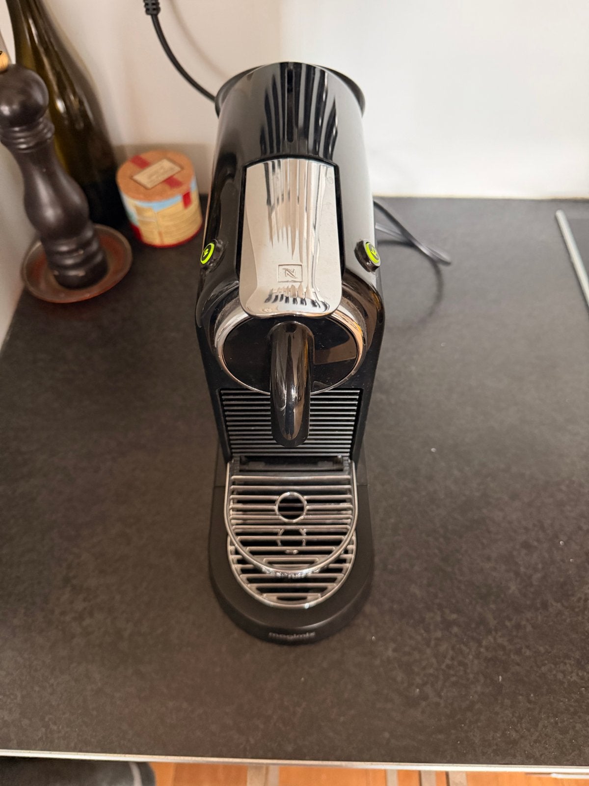 Nespresso Koffiemachine - Zwart, Ophalen, Gebruikt, Espresso apparaat, 1 kopje