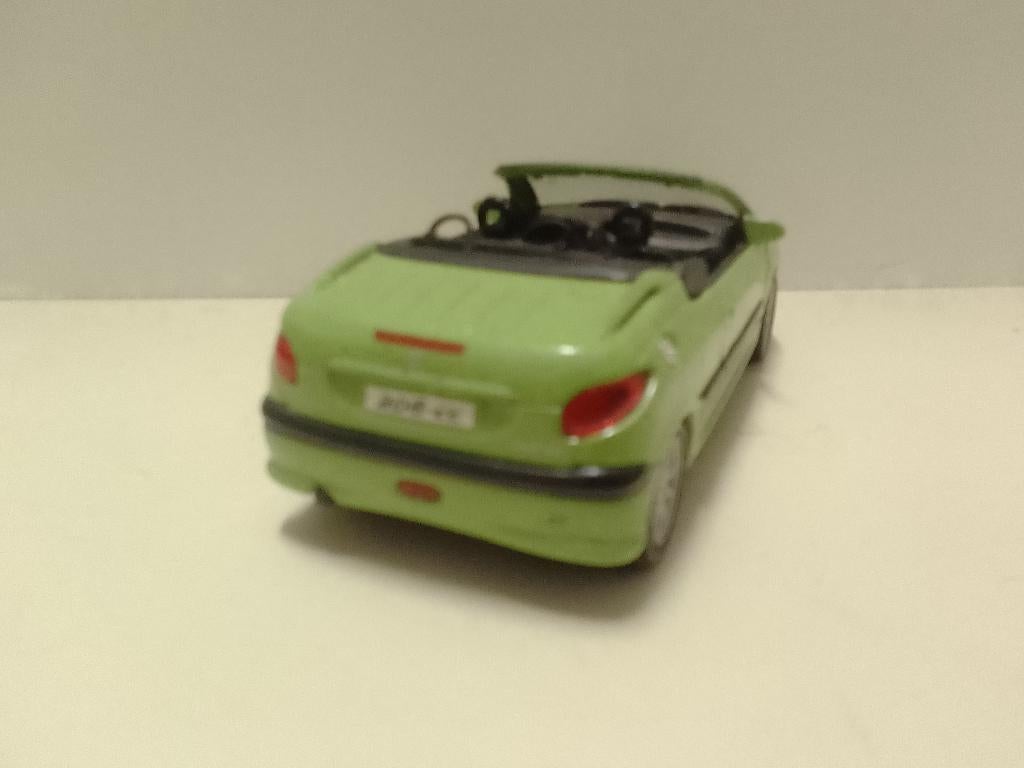 Peugeot 206CC Cabriolet, Ophalen of Verzenden, Zo goed als nieuw, Auto