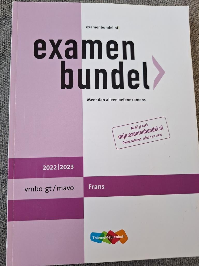 Examenbundel frans, Boeken, Schoolboeken, Ophalen of Verzenden, Gelezen, VMBO, Frans