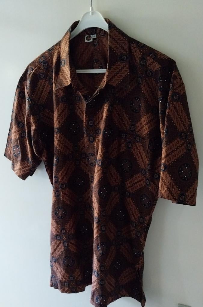 Nieuw Batik Indonesische overhemd maat XL, Ophalen of Verzenden, Nieuw, Overige kleuren, Halswijdte 43/44 (XL)