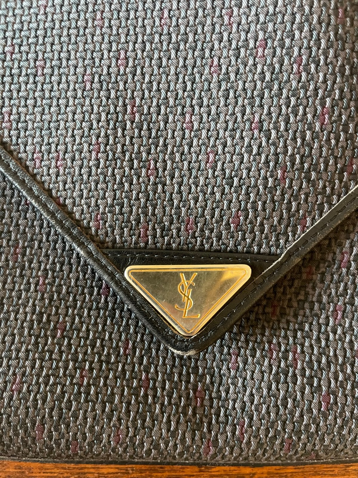 Vintage Yves Saint Laurent Schoudertasje Zwart, Ophalen of Verzenden, Gebruikt, Zwart, Schoudertasje