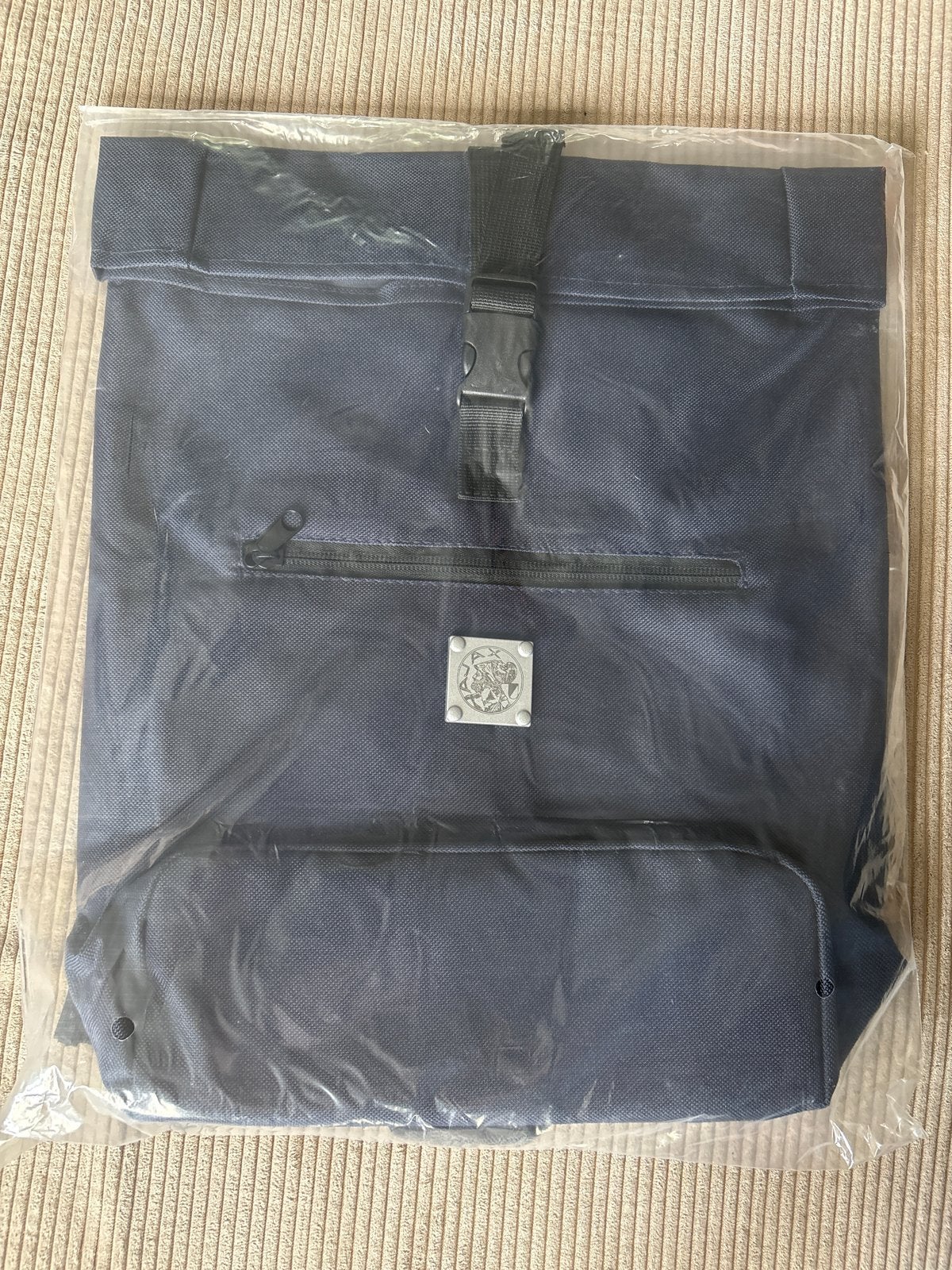 Nieuwe Ajax Roll-up Rugtas - Navy Logo, 25 tot 40 cm, Nieuw, Ophalen of Verzenden, Overige merken
