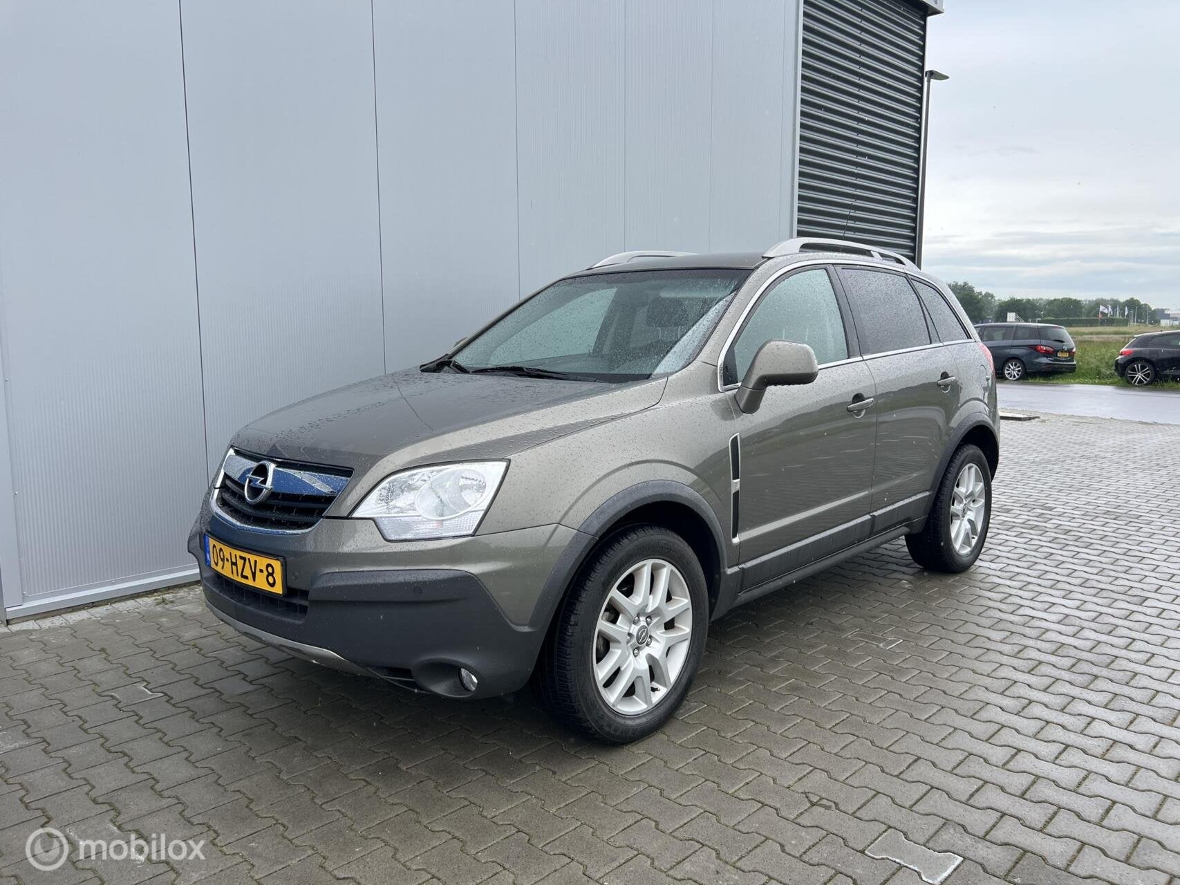 Opel Antara 2.4-16V Temptation NAP nieuwe apk, Auto's, Electronic Stability Program (ESP), Gebruikt, 4 cilinders, Beige