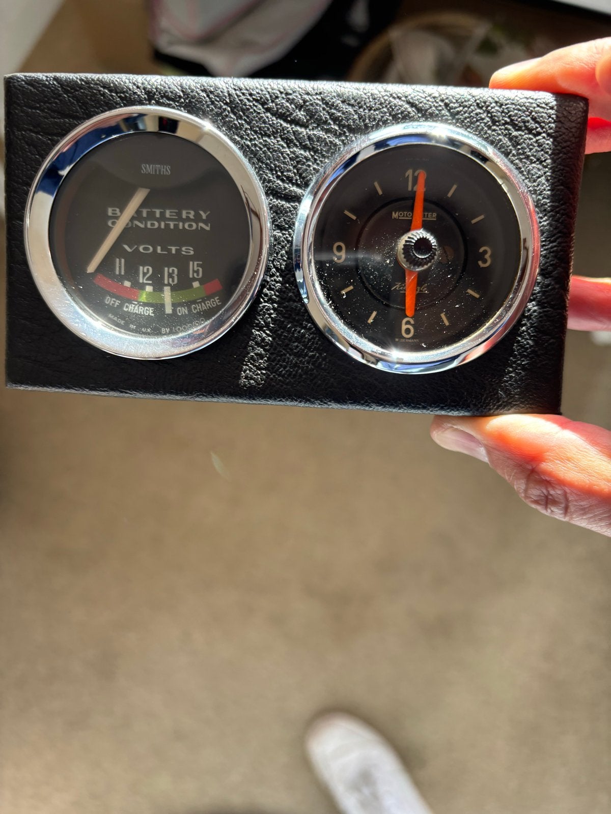 Vintage Smiths Voltmeter & Motometer Klokje in Leren Houder, Verzenden, Gebruikt, Universele onderdelen