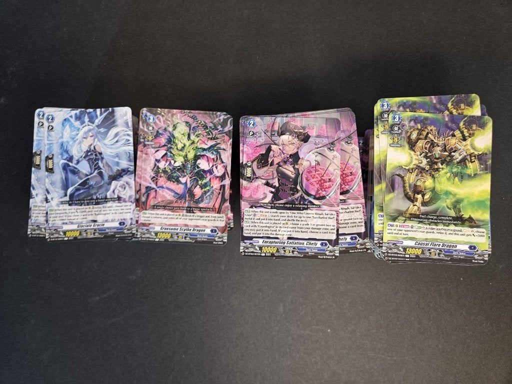 Cardfight Vanguard Dark States Bulk 500+ kaarten, Ophalen of Verzenden, Zo goed als nieuw, Meerdere kaarten