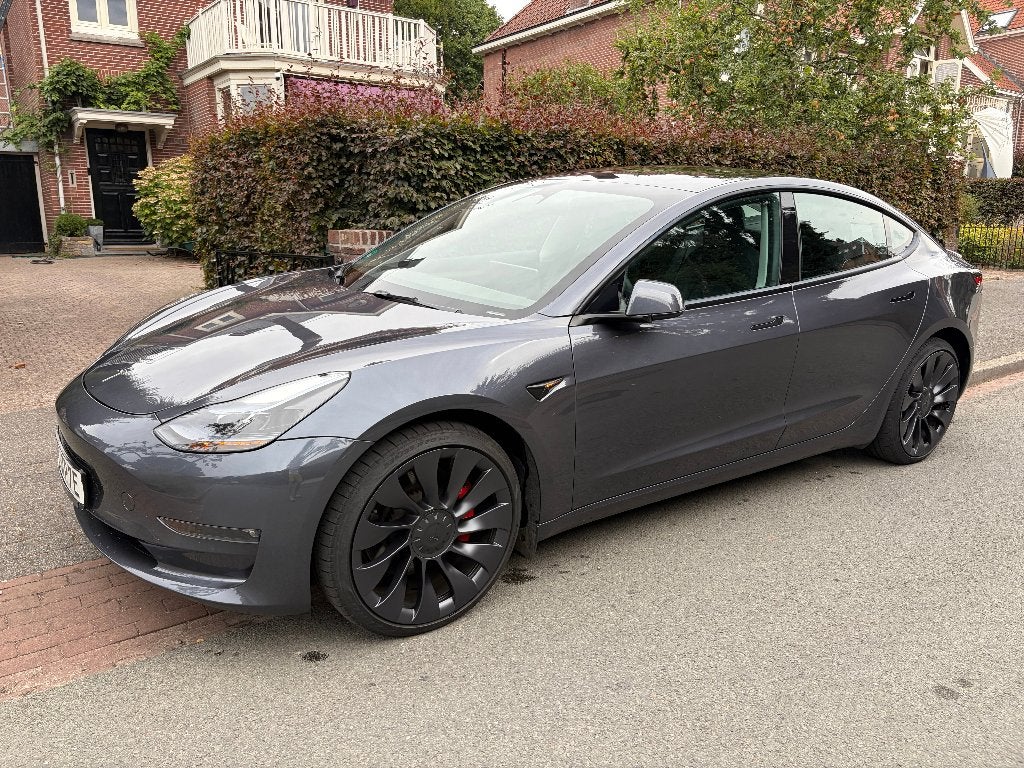 Tesla Model 3 Perf. – Eind2022 Grijs – 83169km – Duitse auto, Auto's, Tesla, Automaat, Zwart, Elektrisch, Vierwielaandrijving