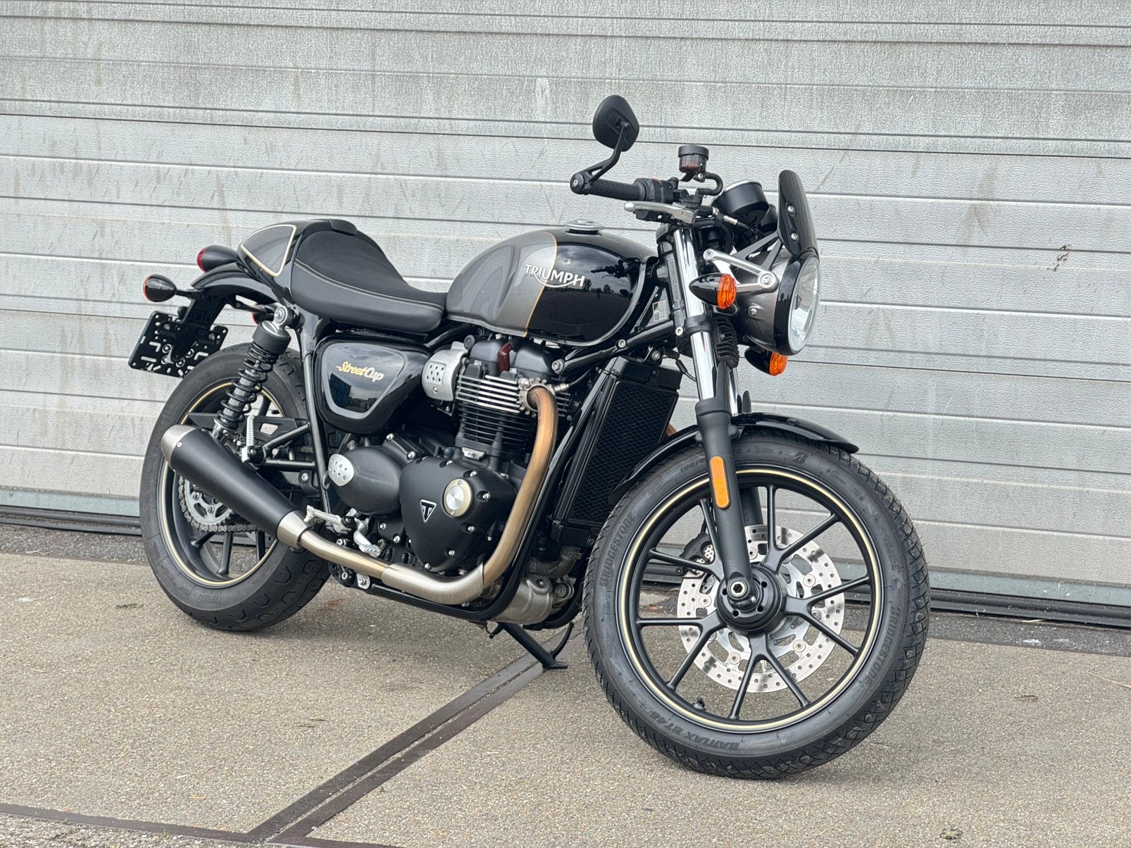 Triumph streetcup, 2 cilinders, Occasion, ABS, Motorrijbewijs A