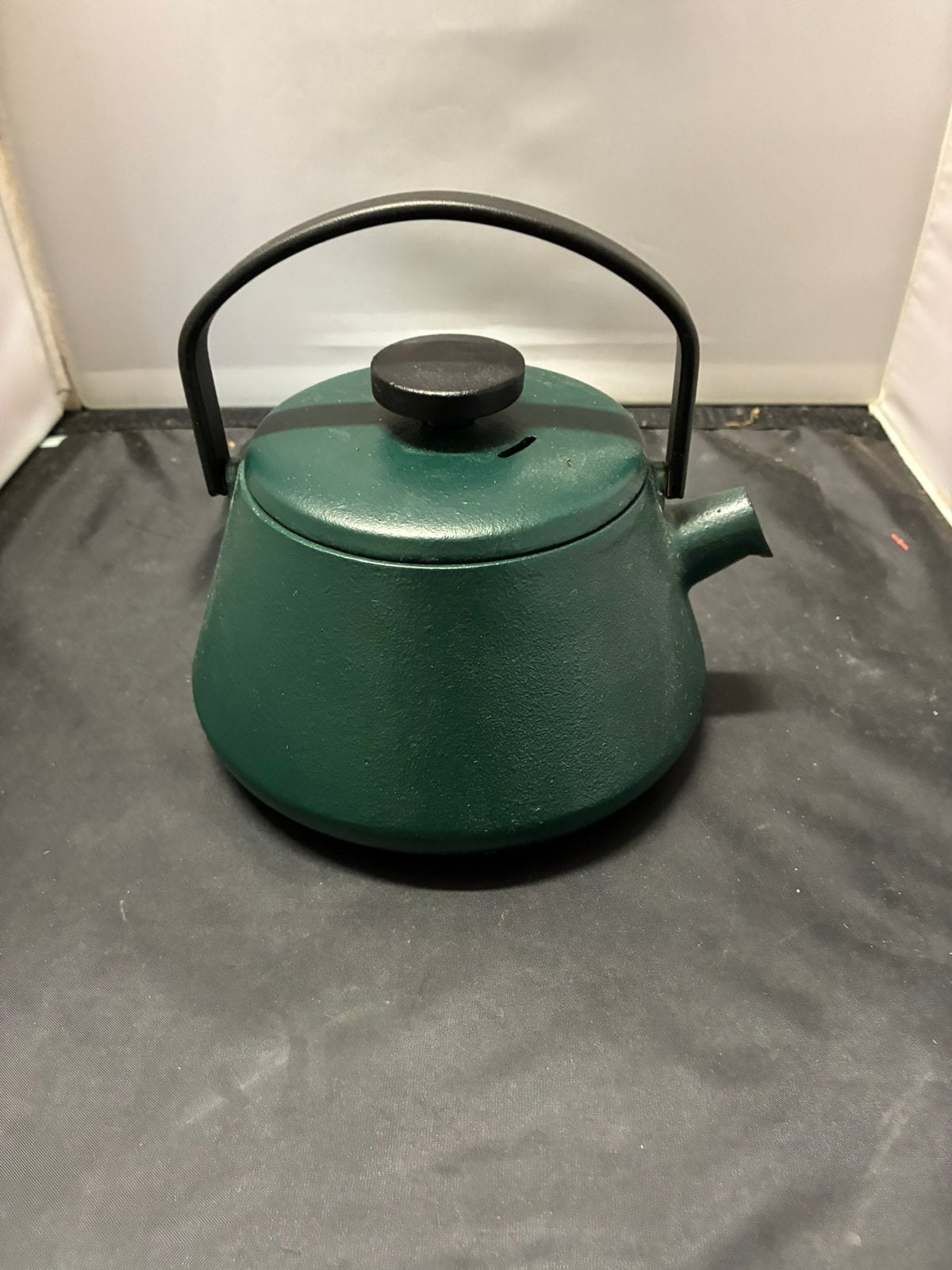 theepot gietijzer Brabantis groen, Ophalen of Verzenden