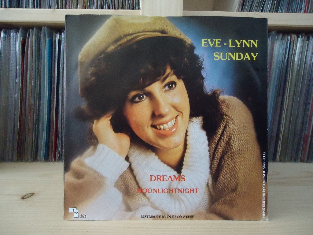 7" Single Eve-Lynn Sunday - Dreams / Moonlightnight, Ophalen of Verzenden, Gebruikt, Pop