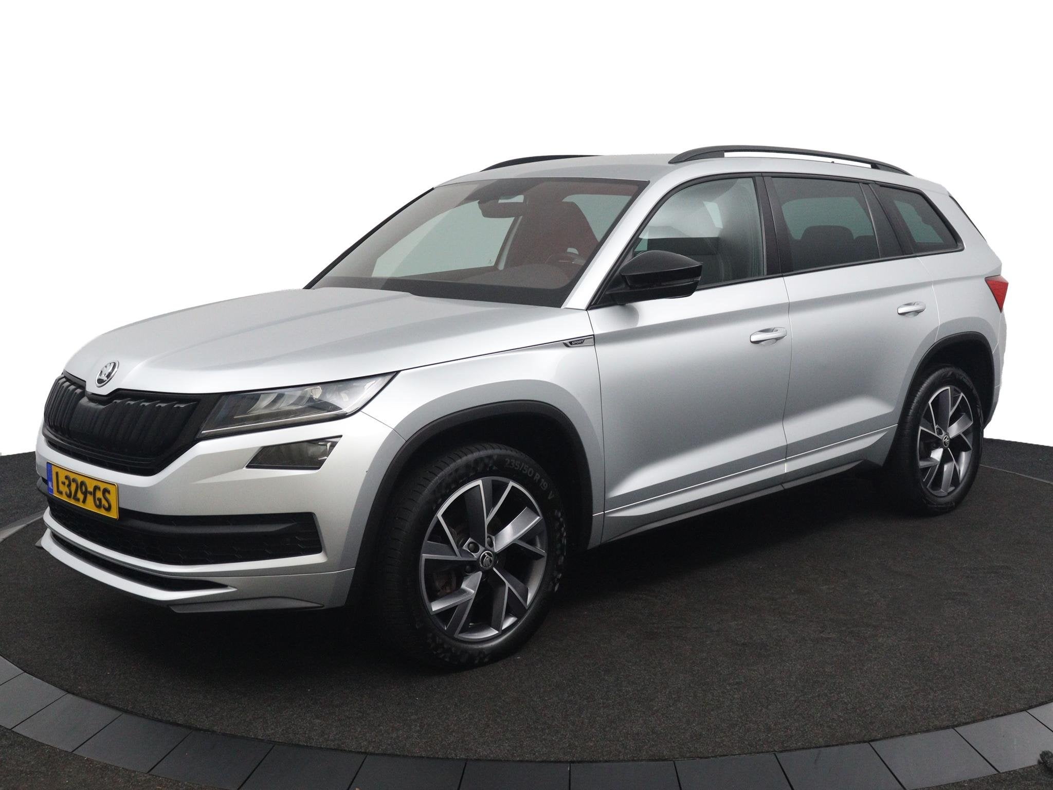 Skoda Kodiaq 1.5 TSI Sportline Business 7p. Rijklaarprijs! T, 4 cilinders, 150 pk, Origineel Nederlands, 1524 kg