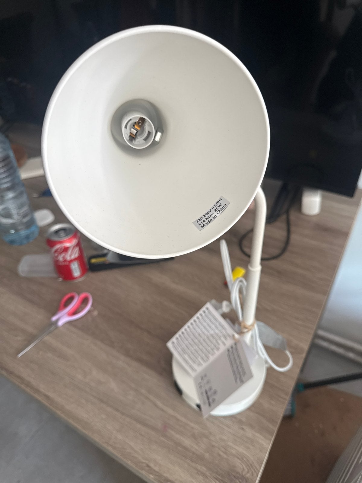 Witte bureaulamp met E14 fitting, Ophalen, Bureaulamp, E14 (klein), Nieuw