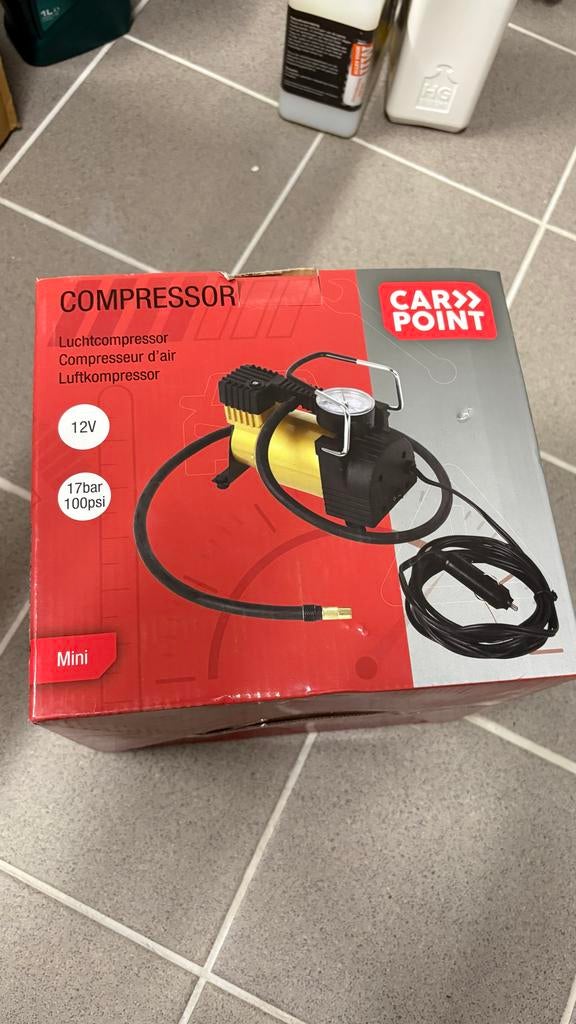 Carpoint 12V Mini Luchtcompressor -  Nieuw in Doos, Ophalen of Verzenden, Nieuw