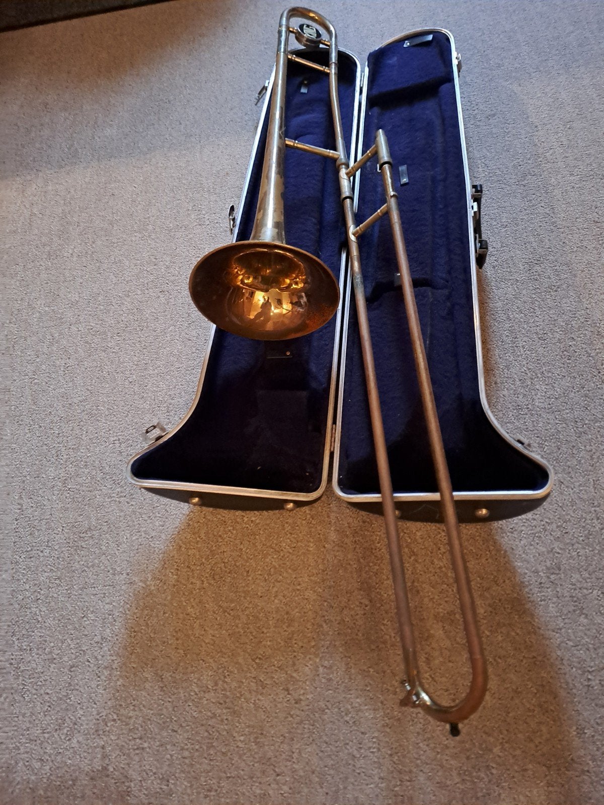 schuiftrombone, Muziek en Instrumenten, Blaasinstrumenten | Trombones, Ophalen, Gebruikt, Tenor, Met koffer
