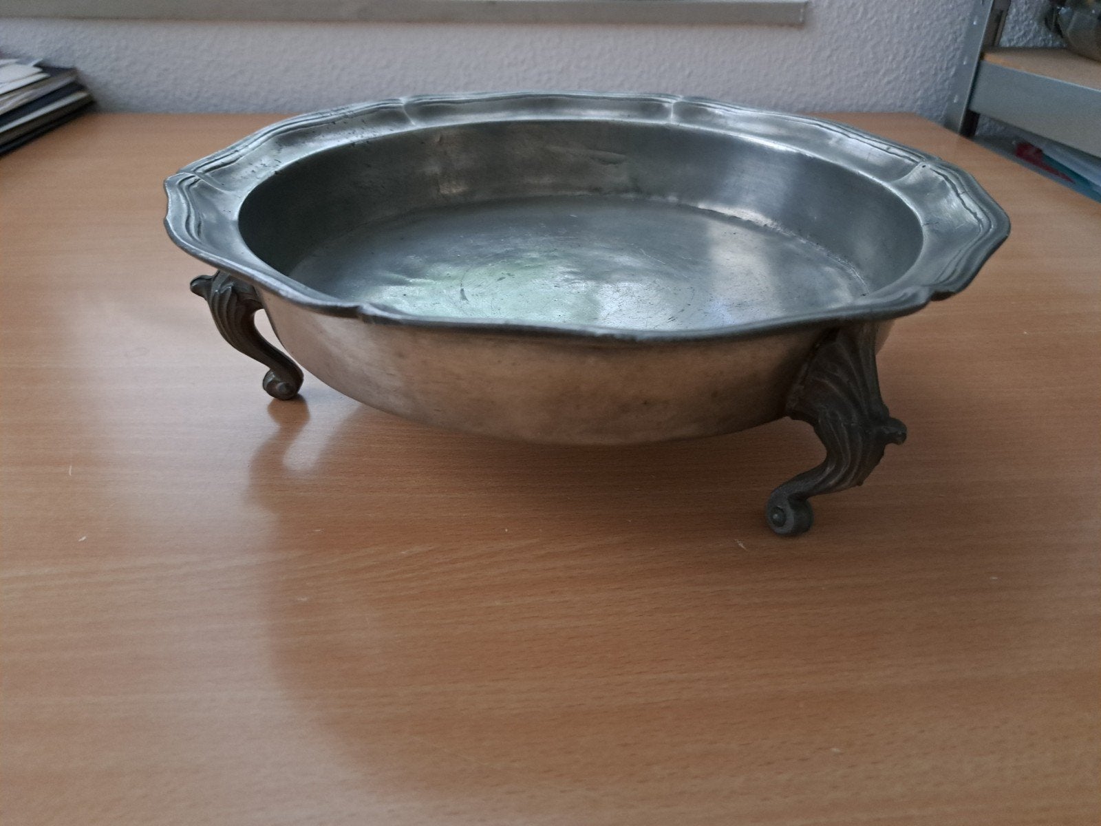 Tinnen schaal op voetjes, Ophalen of Verzenden