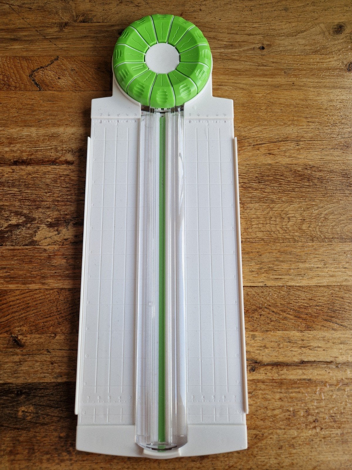 Papier snijder met verschillende snijmessen, Ophalen of Verzenden, Gebruikt