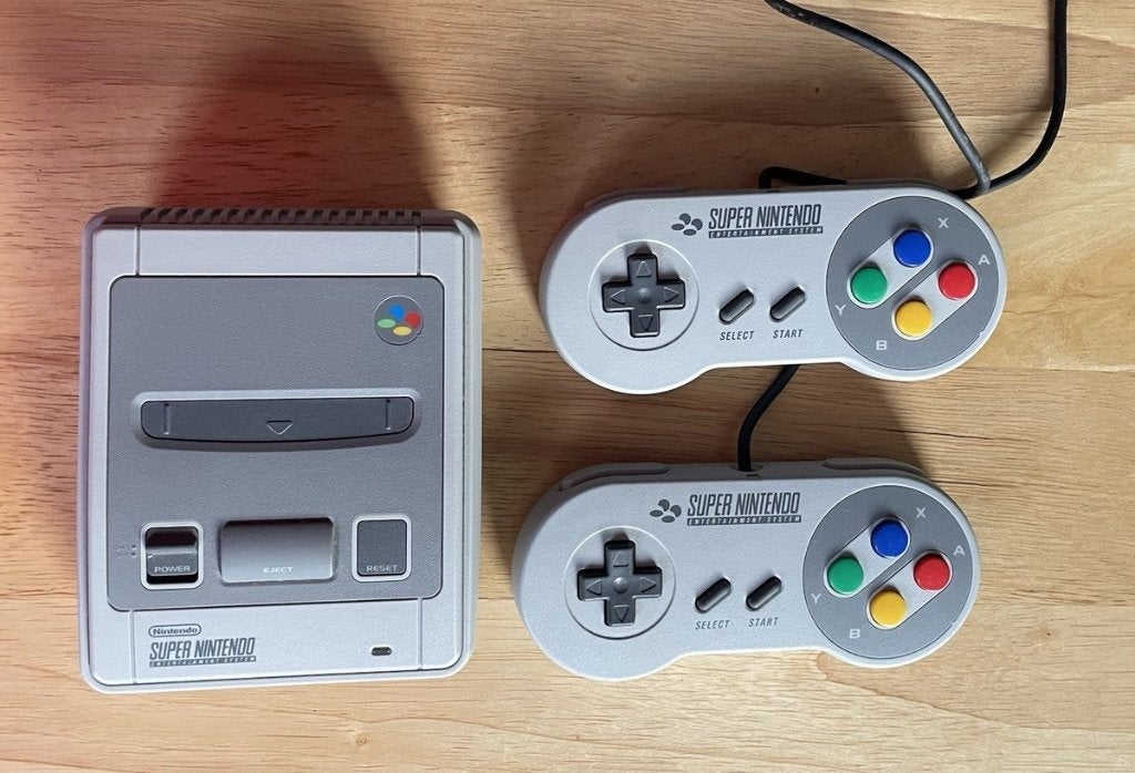 Super Nintendo Classic Mini, Ophalen of Verzenden, Zo goed als nieuw, Met 2 controllers, Met games